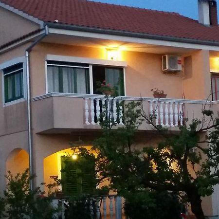 Apartments Dano Sukosan Exterior photo